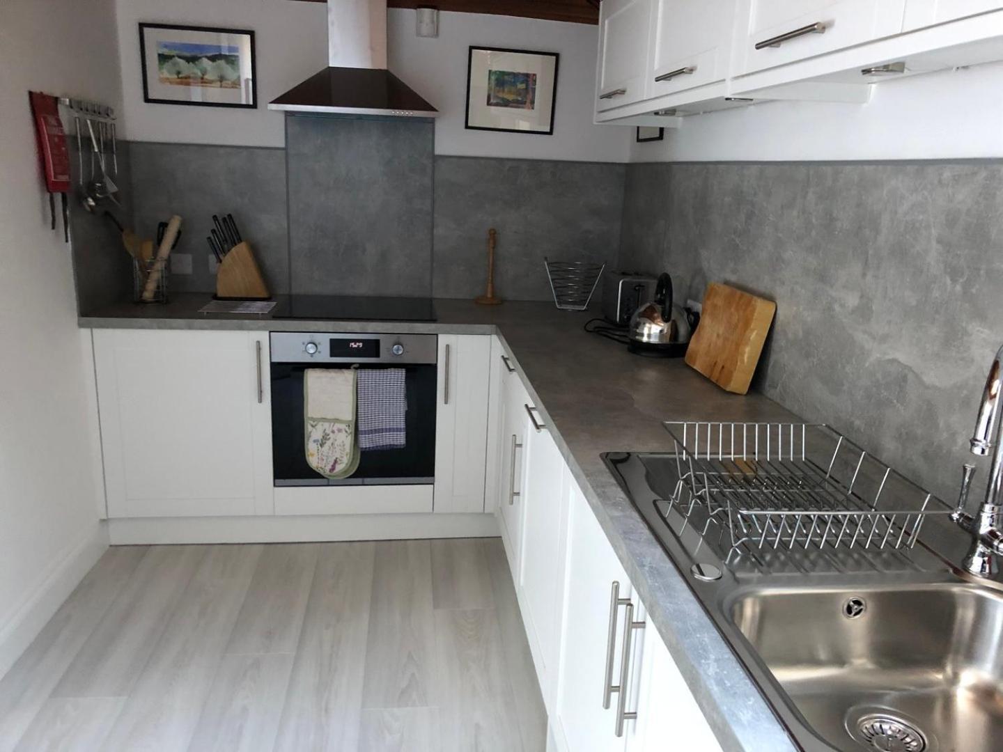 Guestready - Classic Charm Near Holyrood Park エディンバラ エクステリア 写真