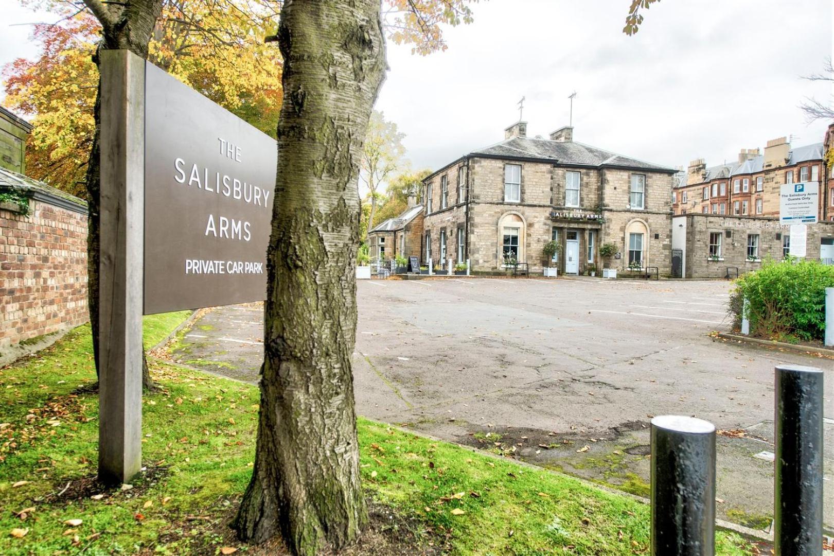 Guestready - Classic Charm Near Holyrood Park エディンバラ エクステリア 写真