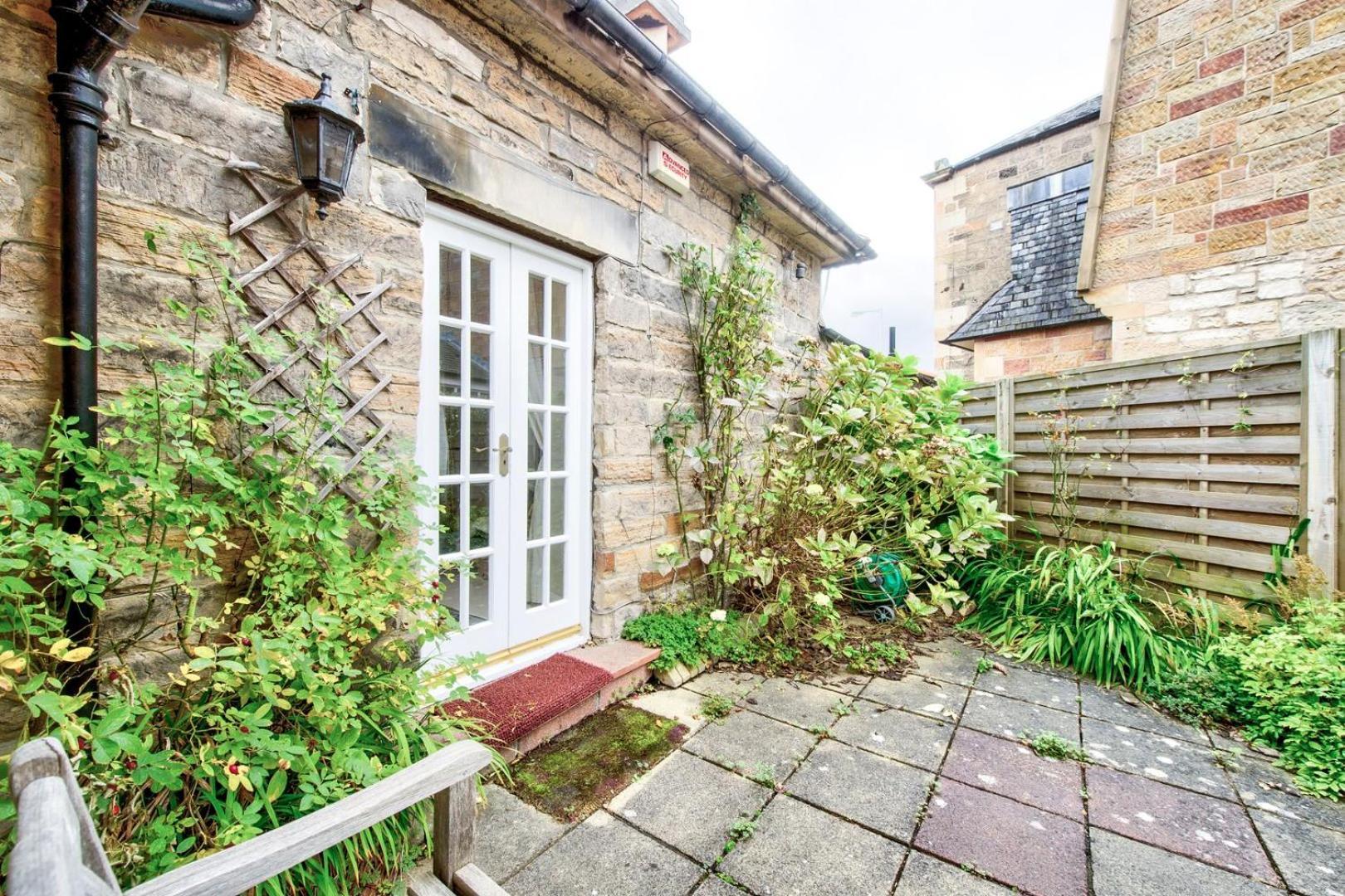Guestready - Classic Charm Near Holyrood Park エディンバラ エクステリア 写真